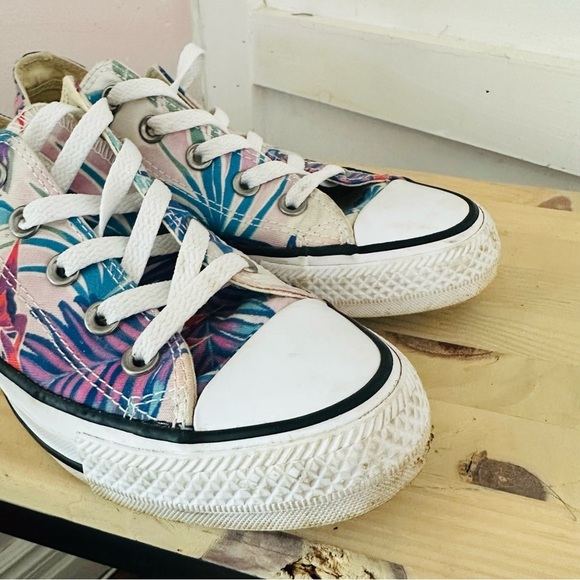Colorful Tropical Print Sneakers converses women’s 6 - Picture 4 of 4
